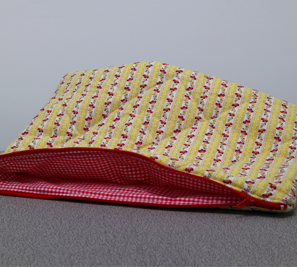 Flores Vermelhas🌹Bolsa para Computador M