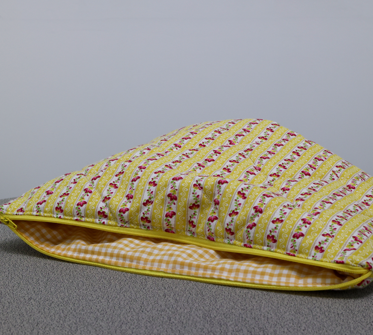 Flores Vermelhas🌹Bolsa para Computador S